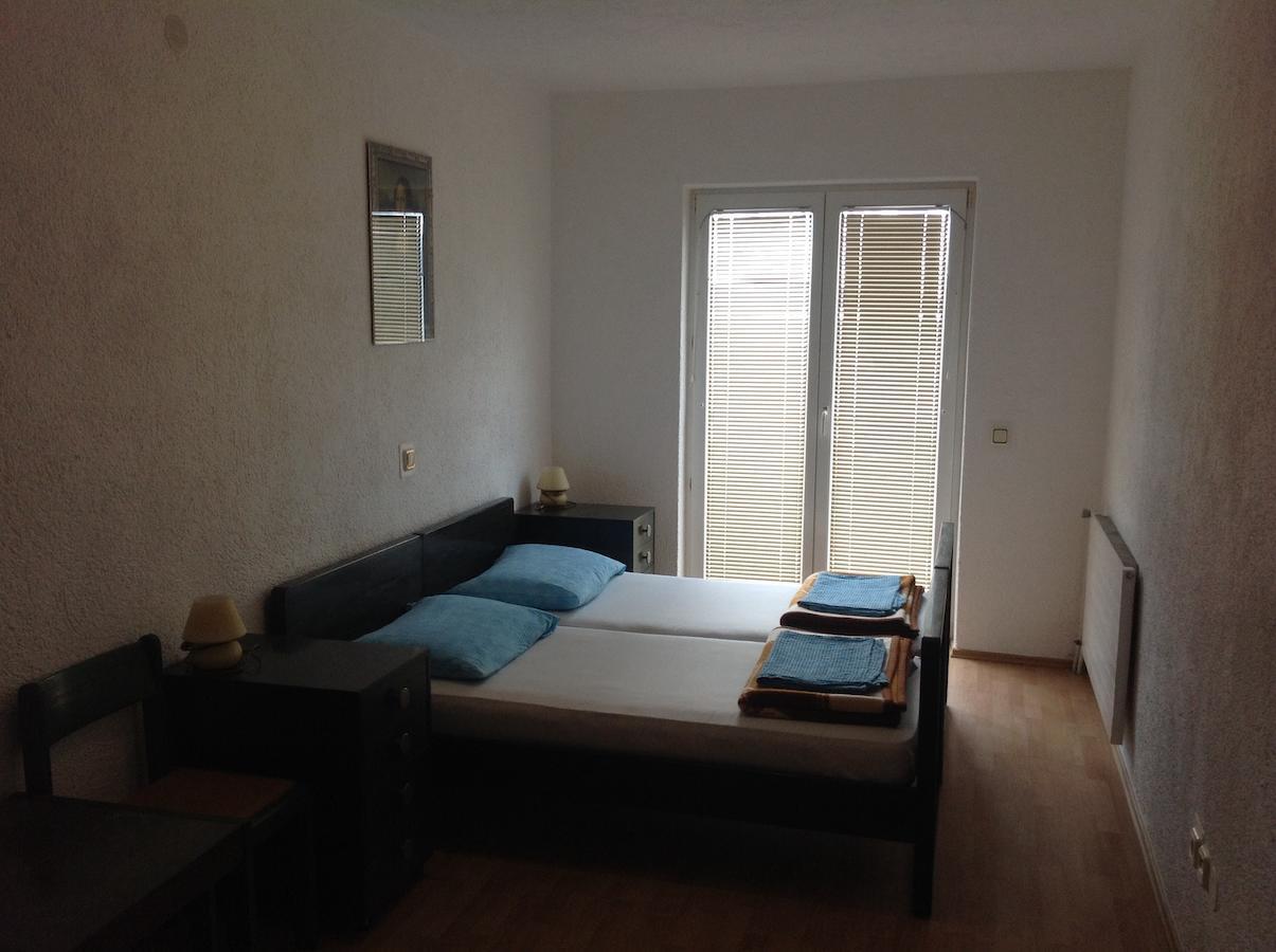 Katarina Apartments And Rooms Сибин Кръмпотски Стая снимка