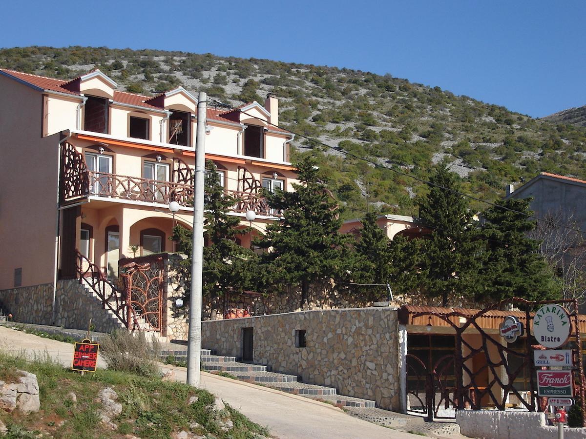 Katarina Apartments And Rooms Сибин Кръмпотски Екстериор снимка